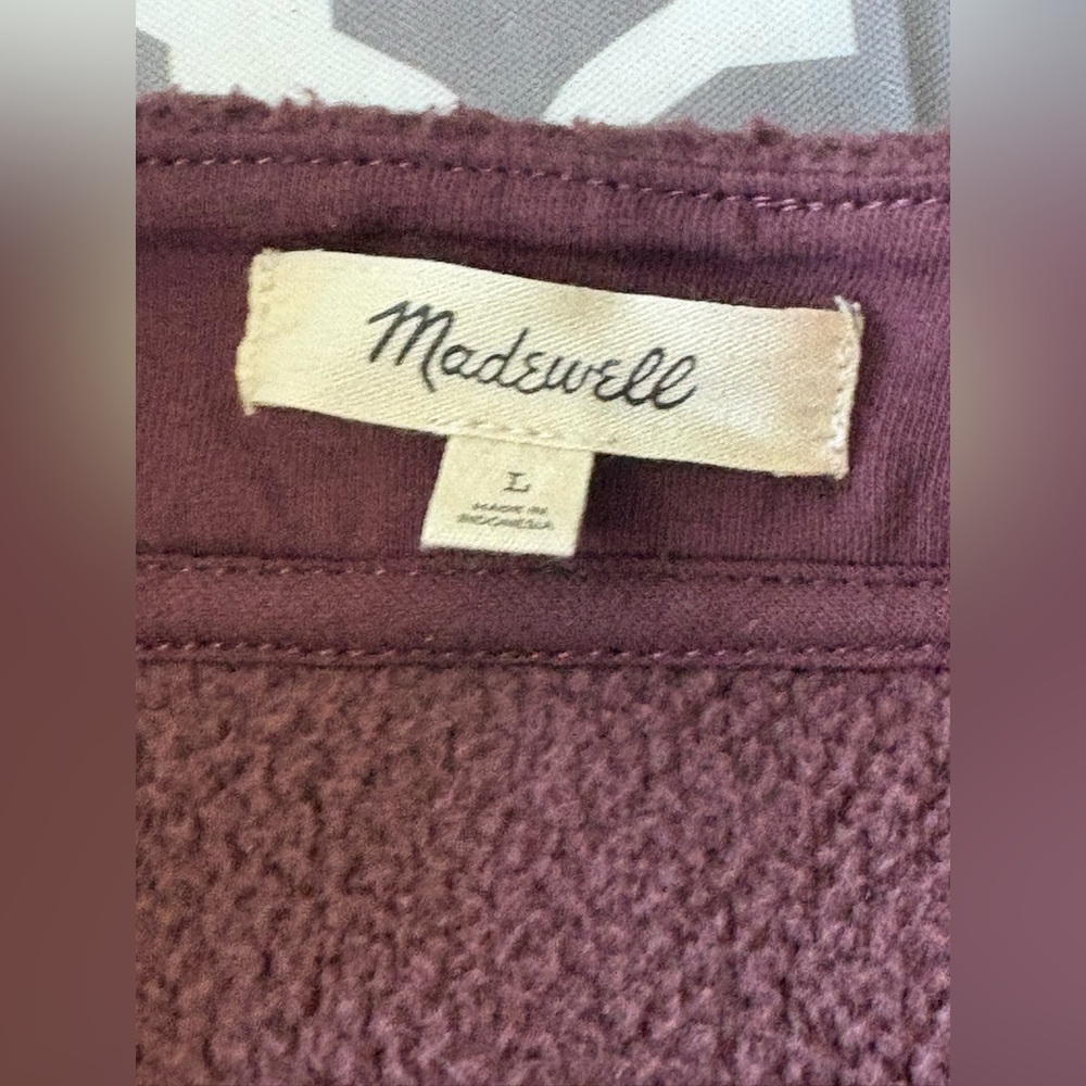 Madewell (Re)sourced Fleece Crop Cardigan in the color Dark Fig - Picture 3 of 8